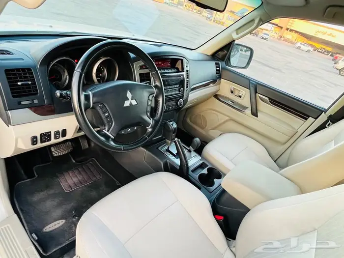 متسوبيشي باجيرو 2022 كويتي ( الجبيل ) 10