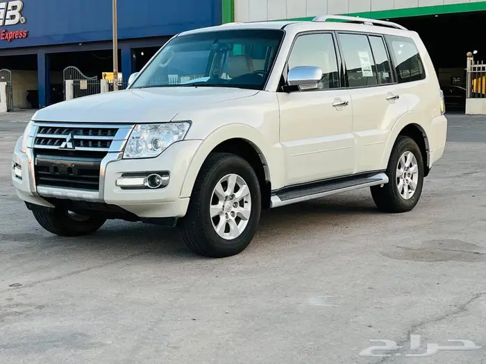 متسوبيشي باجيرو 2022 كويتي ( الجبيل ) 1