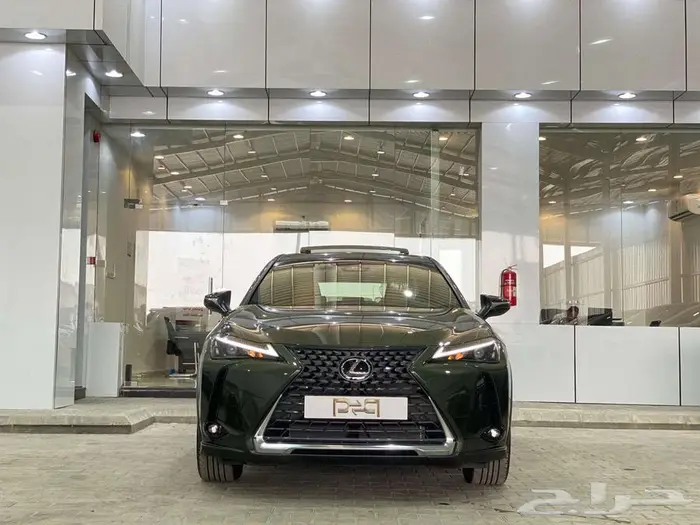 لكزس UX 300 H فل كامل هايبرد 2025 - خليجي - عرض نهايه العام 5
