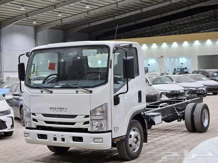 ايسوزو دينا 4 طن شاص طويل مكيف 2025كاش وأقساط 0