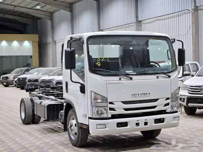 ايسوزو دينا 4 طن شاص طويل مكيف 2025كاش وأقساط 1