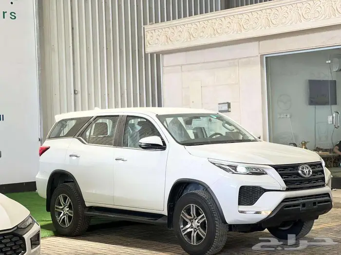 تويوتا فورتشنر بنزين GX2 بدون دبل 2025 سعودي 7