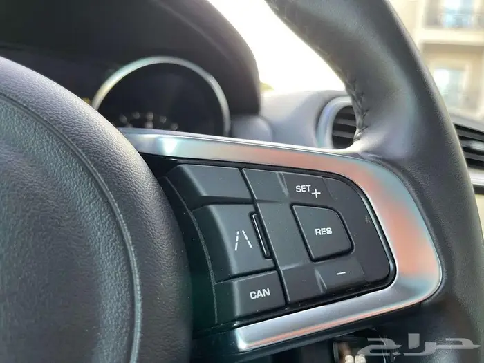 جاكوار F PACE 2020 فل كامل 26