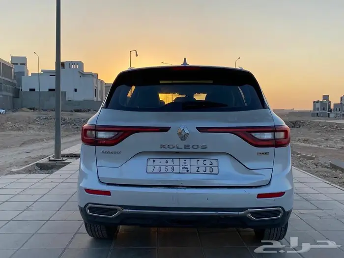 للبيع رينو كوليوس 2017 فل كامل 6