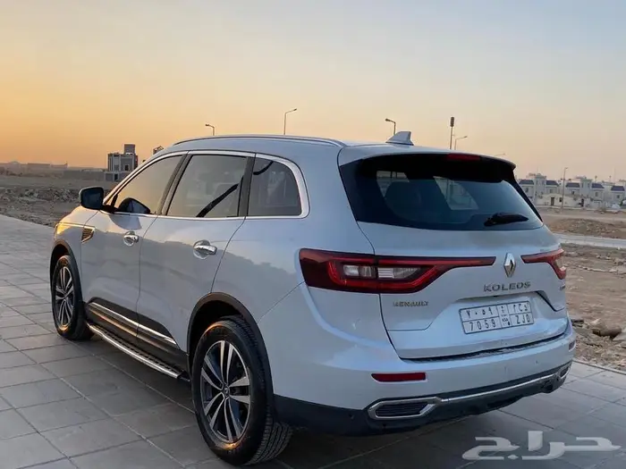 للبيع رينو كوليوس 2017 فل كامل 4
