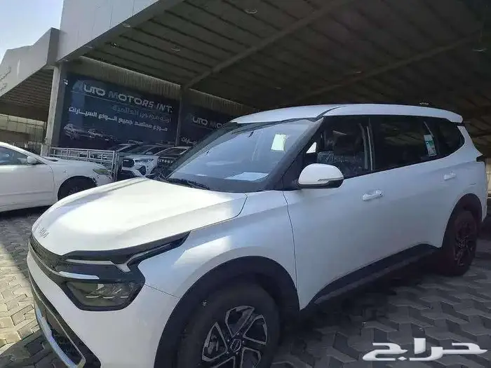 كيا كارينز نص فل موديل 25 بأفض الاسعار كاش وأقساط 2