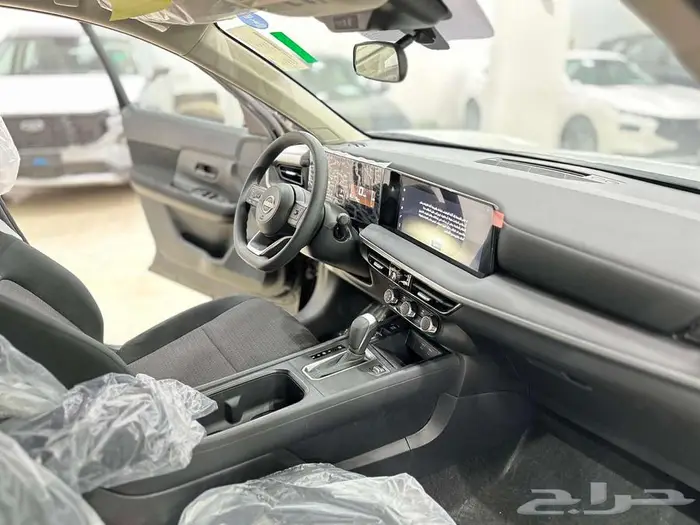 نيسان كيكس ستاندر الشكل الجديد 2025 9