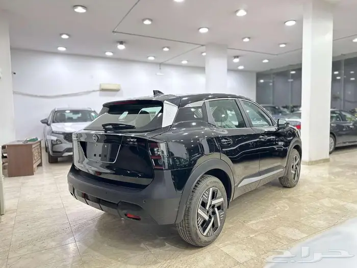 نيسان كيكس ستاندر الشكل الجديد 2025 5