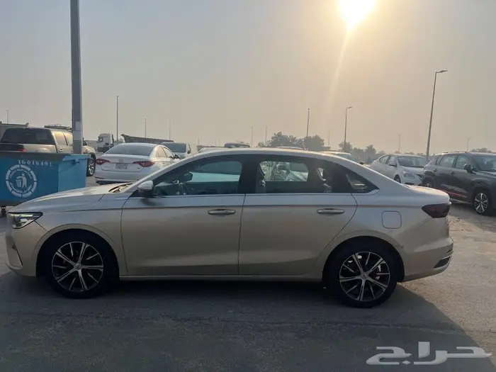 2023 جيلي أمجراند 6