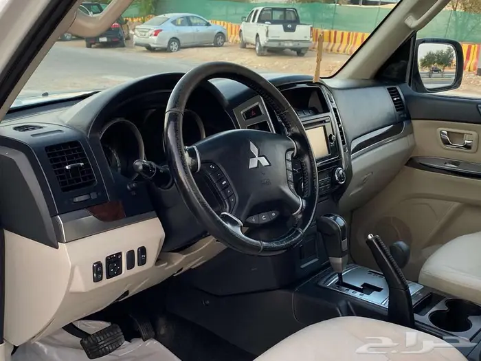 ميتسوبيشي باجيرو 2017 6