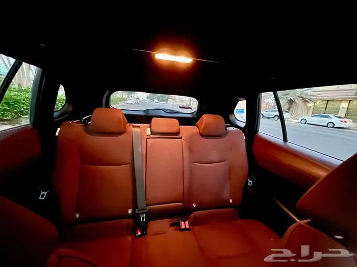 كورولا كروس 2023 وكالة تحت الضمان ب 71 الف نقدي وتمويل 11