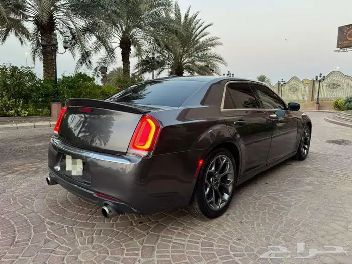 كرايزلر C300 موديل 2013 مرهم 2020 دخول ذكي ( ماشيه 267 ميل) 4