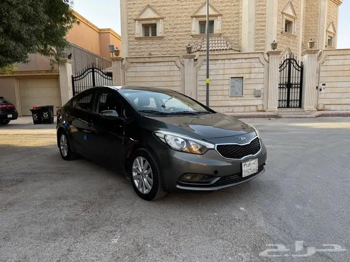 كيا سيراتو 2016 نص فل 9