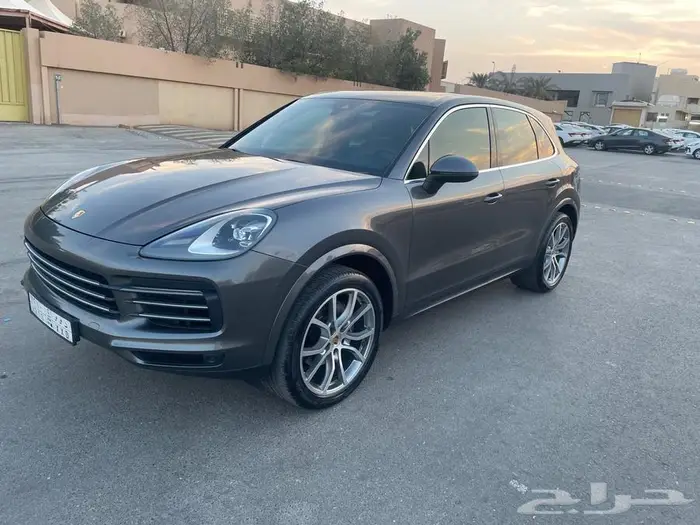 للبيع بورش كايين نظيف 2019 0