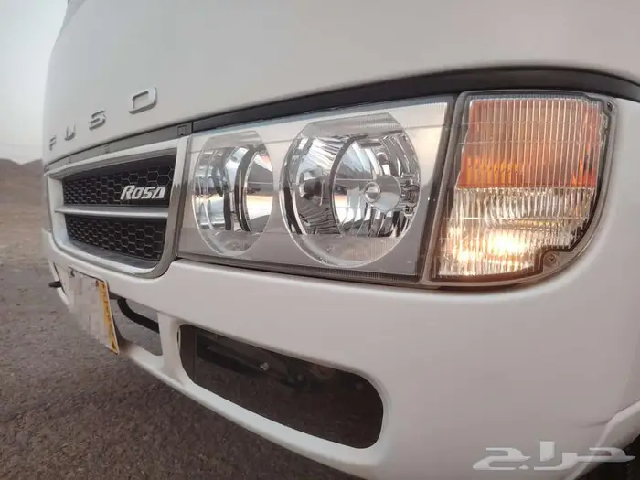 باص متسوبيشي مخزن 17