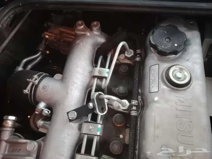 باص متسوبيشي مخزن 23