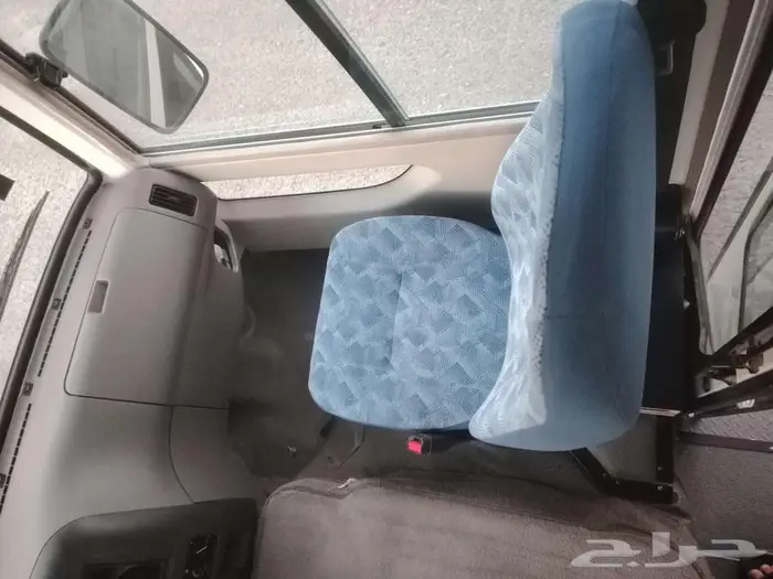 باص متسوبيشي مخزن 26