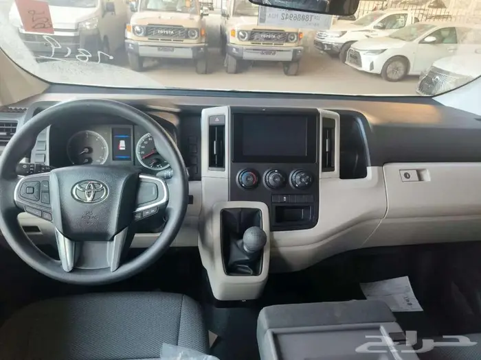 تويوتا هاي اس فان سقف منخفض يدوي أبيض ديزل 2026 خصم خاص 3