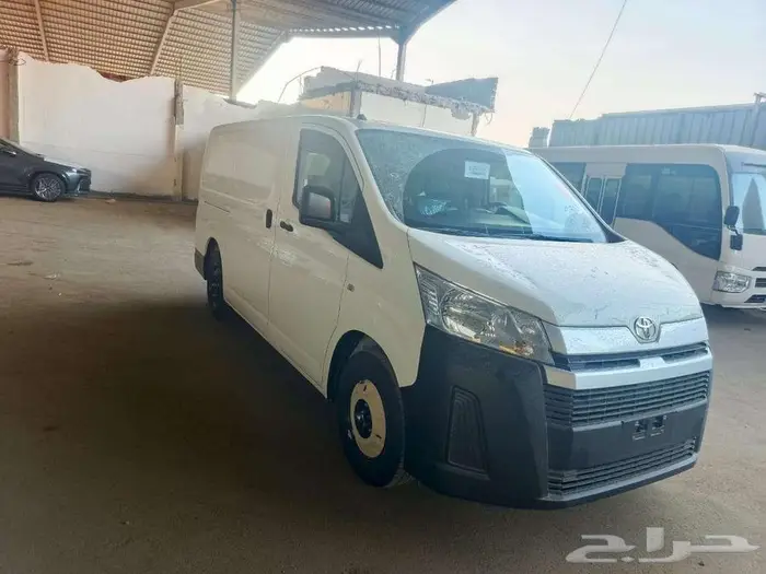 تويوتا هاي اس فان سقف منخفض يدوي أبيض ديزل 2026 خصم خاص 1