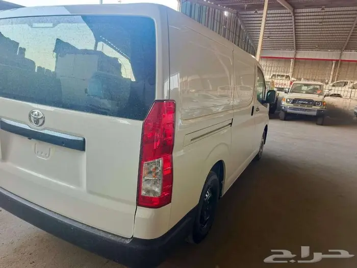 تويوتا هاي اس فان سقف منخفض يدوي أبيض ديزل 2026 خصم خاص 8