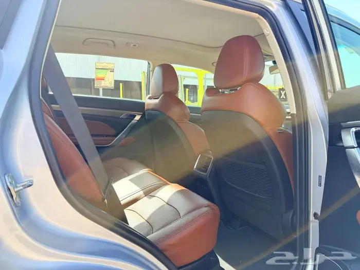 جيلي ازكارا 2021 10