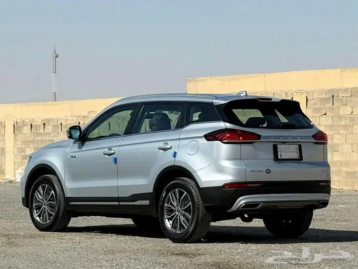 جيلي ازكارا 2021 1