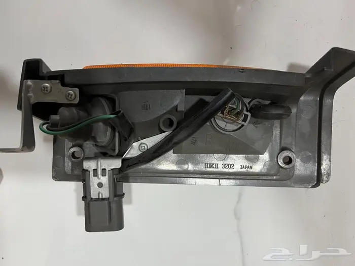 اصطب ركن ددسن 86-92 اصلي (يمين فقط) 3