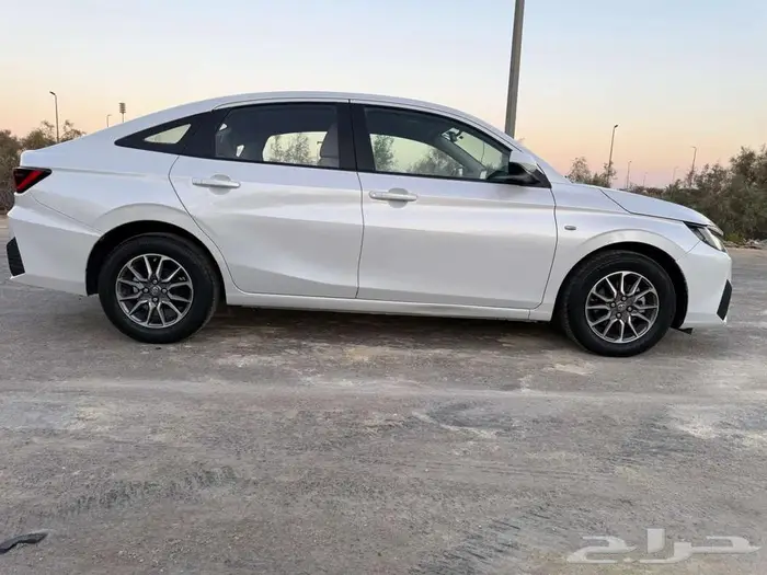 يارس 2023 العداد 58 ألف بدي وكاله على ضمان 11