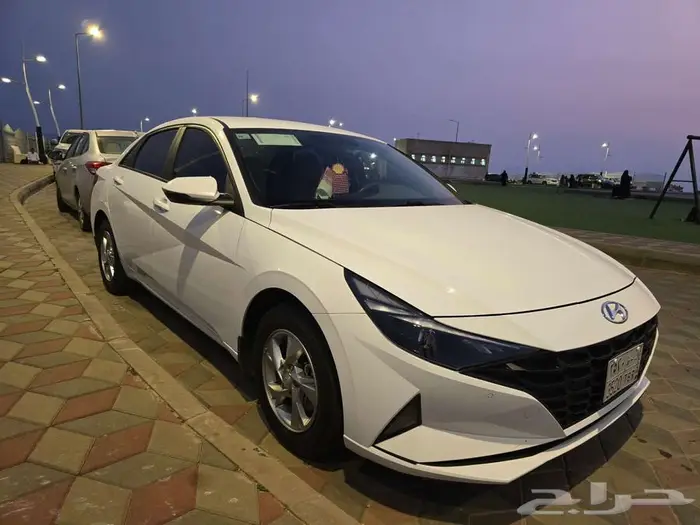 للبيع النترا 2022 مكينة 1600 بدي بلد شرط 0