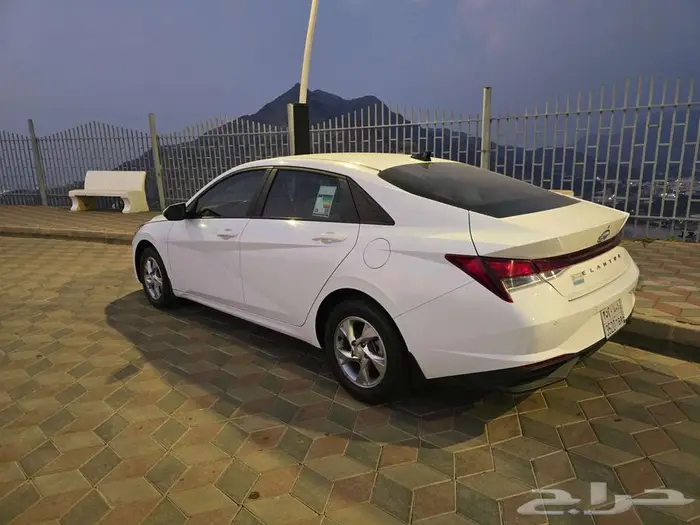 للبيع النترا 2022 مكينة 1600 بدي بلد شرط 2