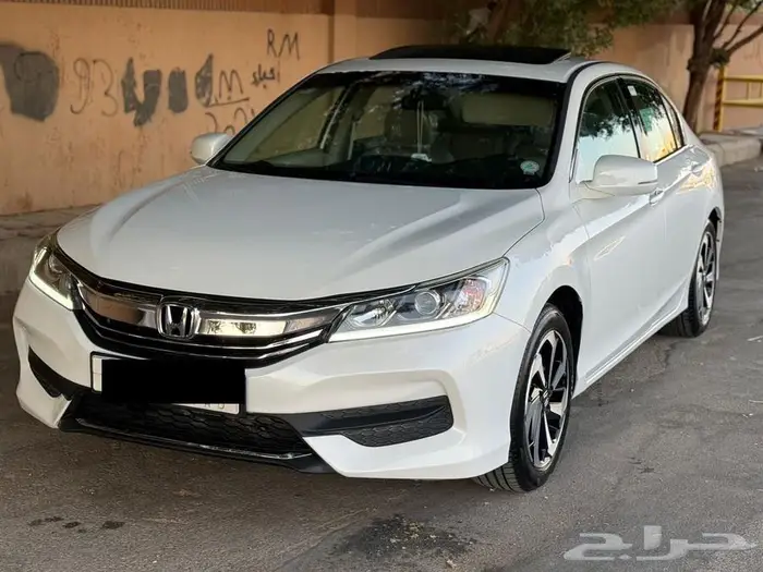 هواند اكورد 2017 نظيفه جدا 8