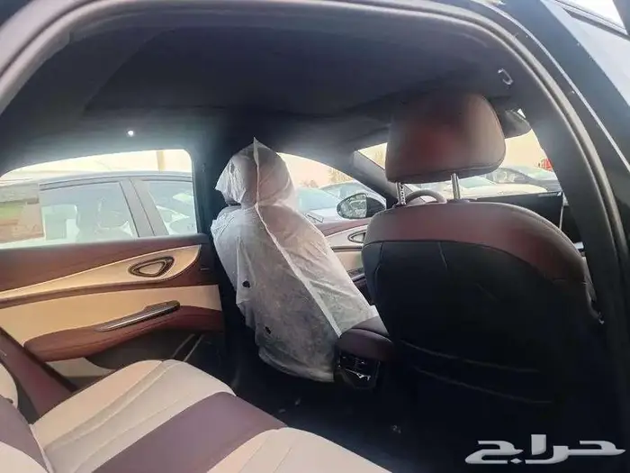 بي واي دي سيل 7 بريميوم 2026 10