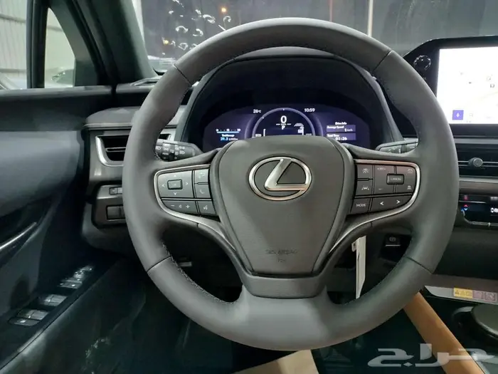 لكزس UX 300 H فل كامل هايبرد 2024 - عرض نهاية العام 16