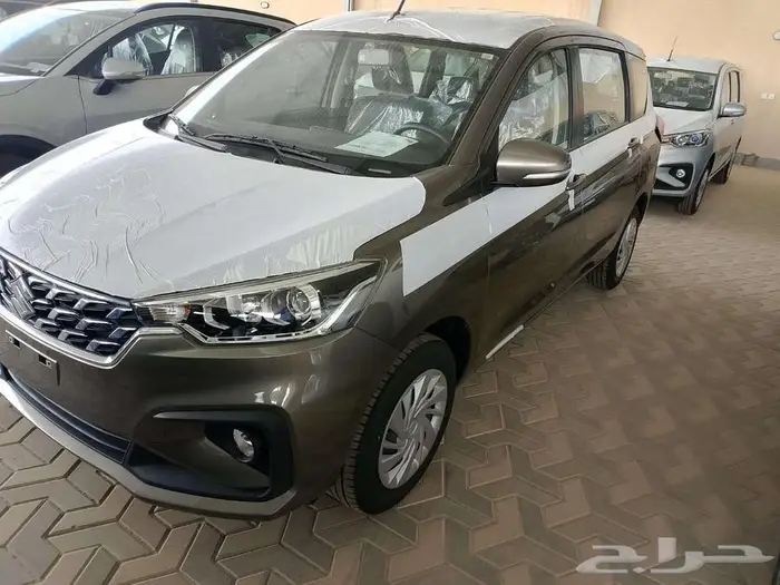 سوزوكي ارتيجا gl موديل 2025 11