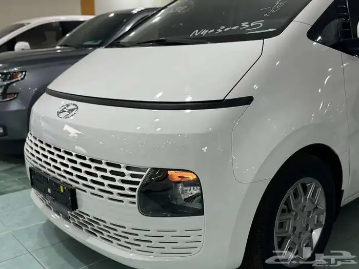 هيونداي ستاريا ديزل 11 راكب 2025 ب 110500غير شامل الضريبة 4