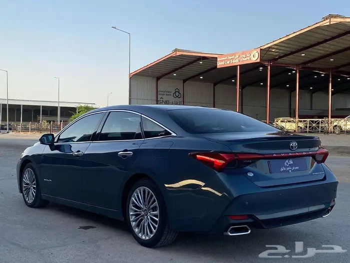 تويوتا افالون بريميوم 2019 5