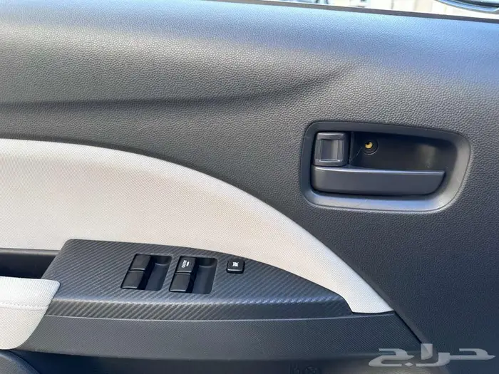 ميتسوبيشي سبيس ستار 2023 18