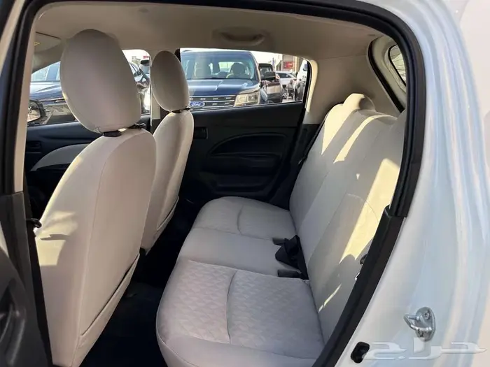 ميتسوبيشي سبيس ستار 2023 22