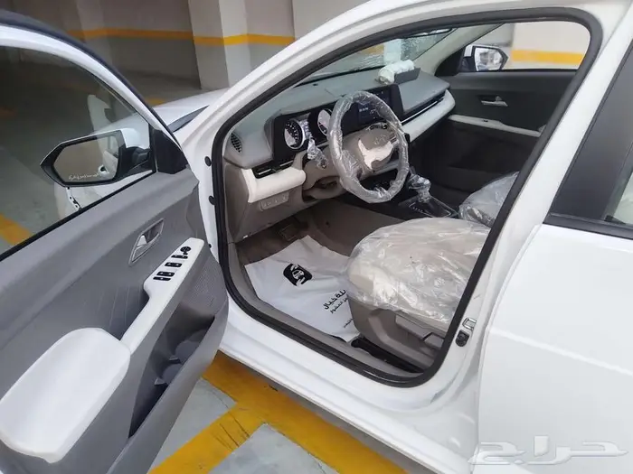 هونداي اكسنت ماشي وحد الف سقف اسود 11