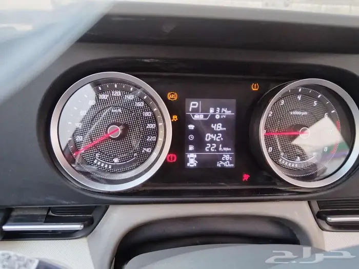 هونداي اكسنت ماشي وحد الف سقف اسود 10