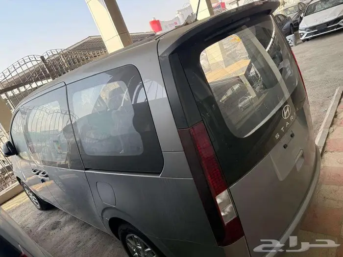 هونداي ستاريا 9 راكب ديزل قير توماتيك 2025 كاش وتقسيط 4