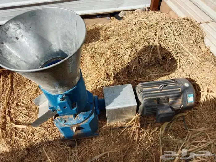 مكبس اعلاف 3