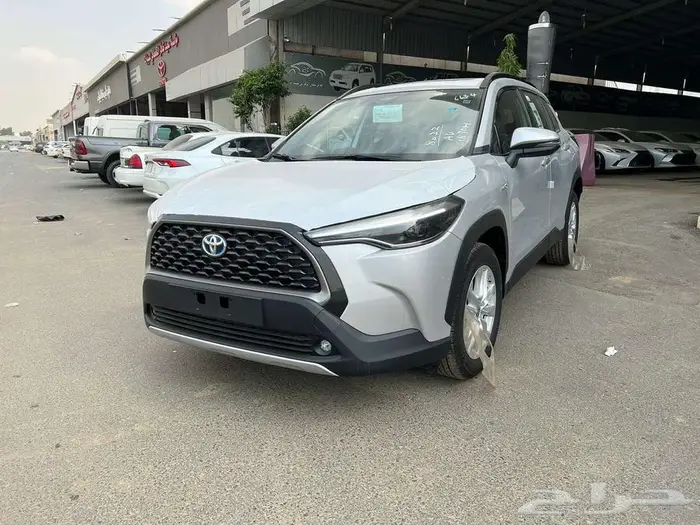 كورولاكروس ليمتد فل كامل 2024 اصفار 1