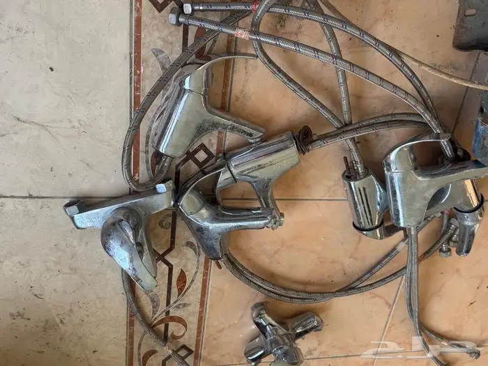 خلاطات ماء ودينو حصان ونص شمسان واحواض مطابخ 2