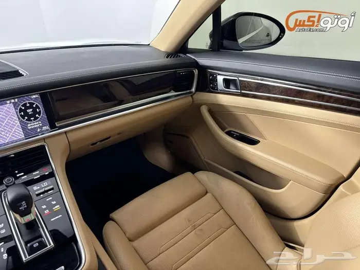 2021 بورشه باناميرا 4 16