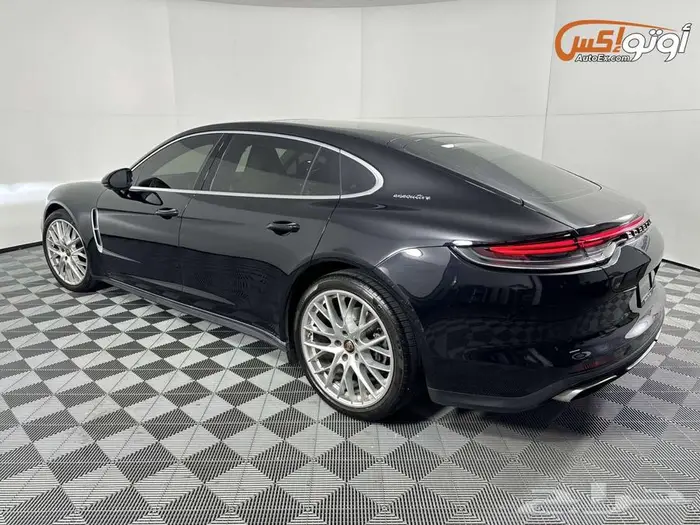 2021 بورشه باناميرا 4 1