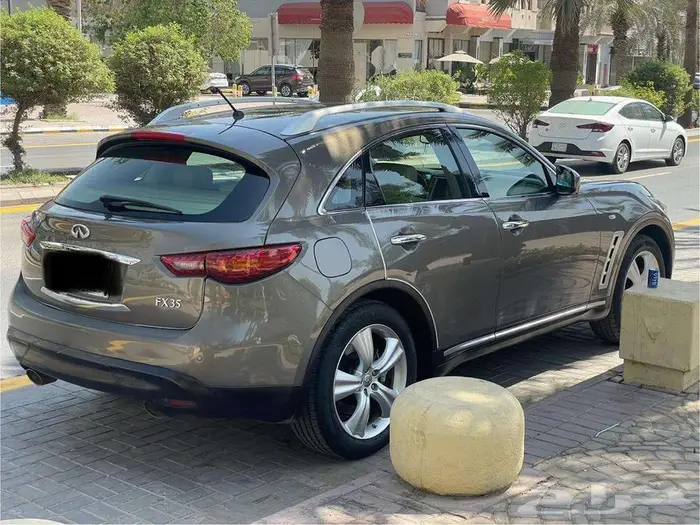 انفنيتي FX 35 مخزن ممشى قليل ممتاز 2