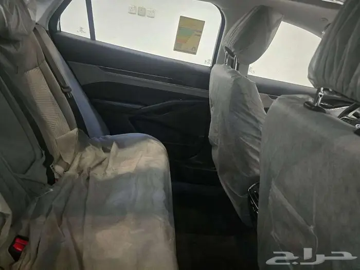 فورد توروس امبيانتي 2025 3