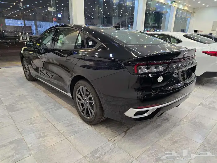 فورد توروس امبيانتي 2025 5