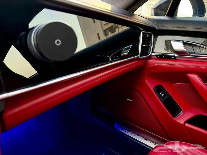 بورش GTS مميزه نظيفة جدا ومعدله موديل 2022 9